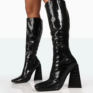 PrettyLittleThing Black Croc Square Toe Boots